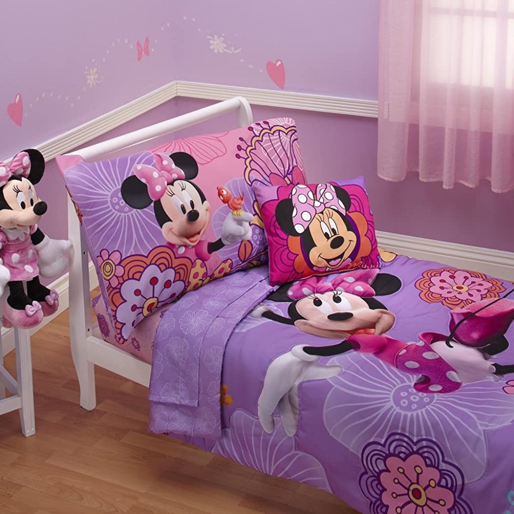 Disney Minnie 4 Piece Toddler Bed Set